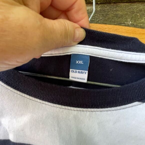 Parisian wide striped Old Navy size 2X boxy dolman sleeved top. - Picture 4 of 6